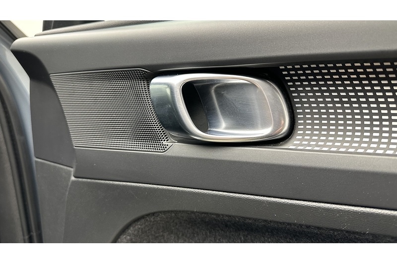 Used Volvo XC40 2021 for sale - 77437773: Photo 34