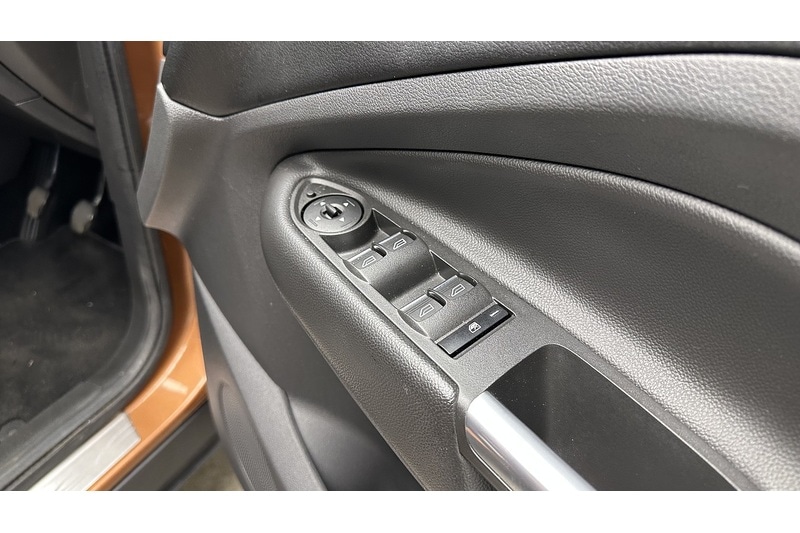 Used Ford Kuga 2018 for sale - 76784363: Photo 38