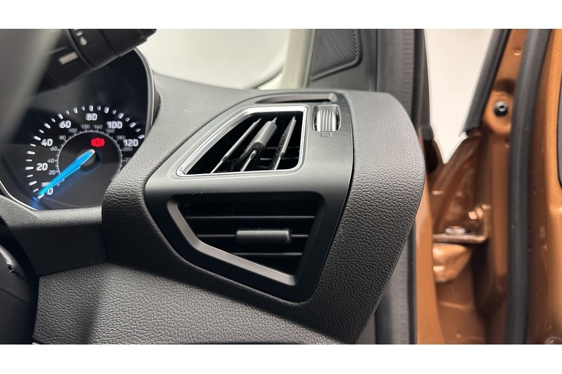 Used Ford Kuga 2018 for sale - 76784363: Photo 42