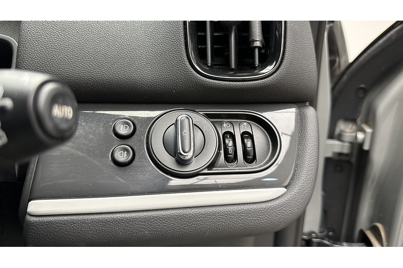 Used MINI Countryman 2018 for sale - 77937345: Photo 35