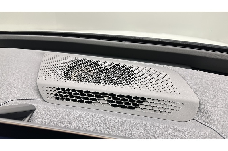 Used BMW iX 2022 for sale - 77850923: Photo 45