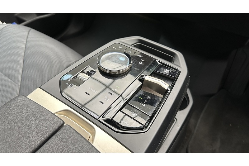 Used BMW iX 2022 for sale - 77850923: Photo 56