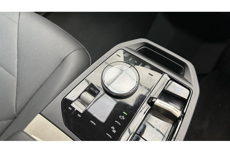 Used BMW iX 2022 for sale - 77850923: Photo 57