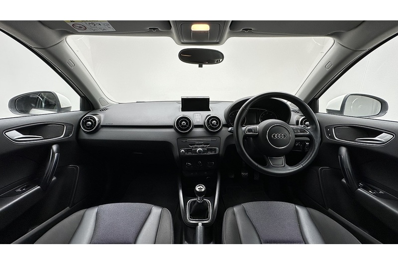 Used Audi A1 for sale - 77062109: Photo 2