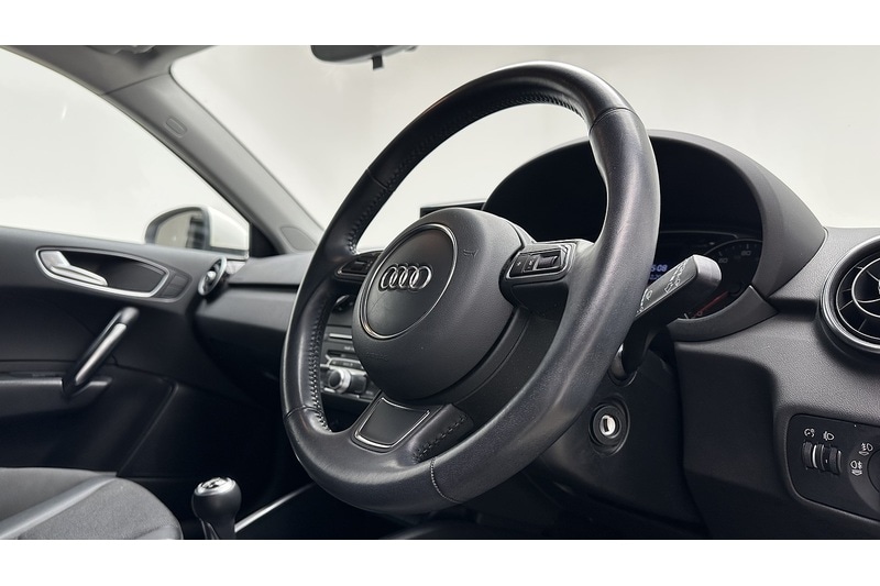 Used Audi A1 for sale - 77062109: Photo 25