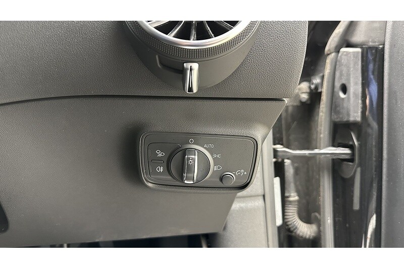 Used Audi TT 2019 for sale - 77846480: Photo 32