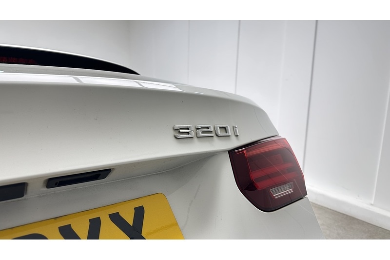 Used BMW 3 Series 2018 for sale - 76784333: Photo 16