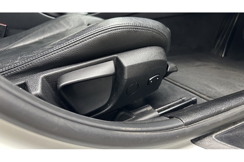 Used BMW 3 Series 2018 for sale - 76784333: Photo 32