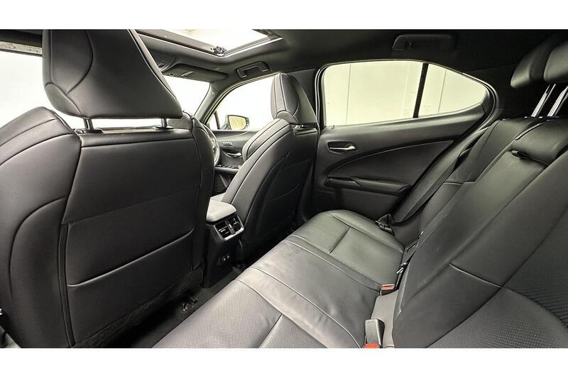 Used Lexus UX 2019 for sale - 76784533: Photo 30