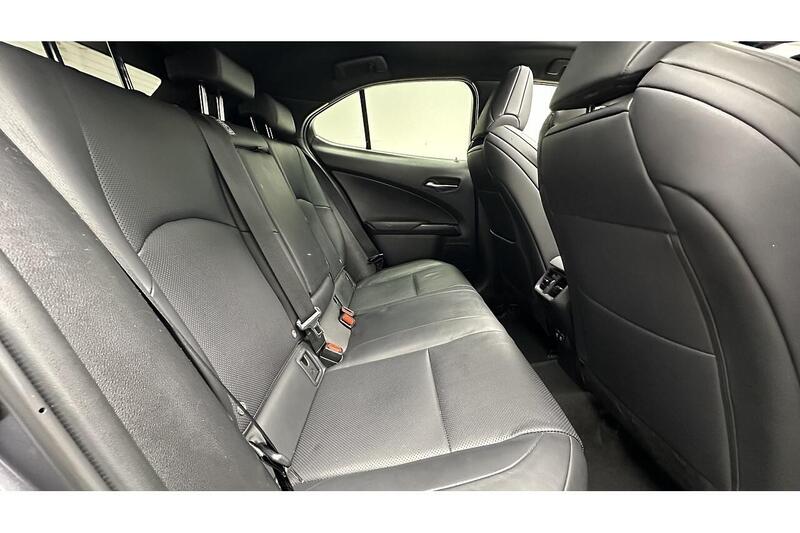 Used Lexus UX 2019 for sale - 76784533: Photo 32
