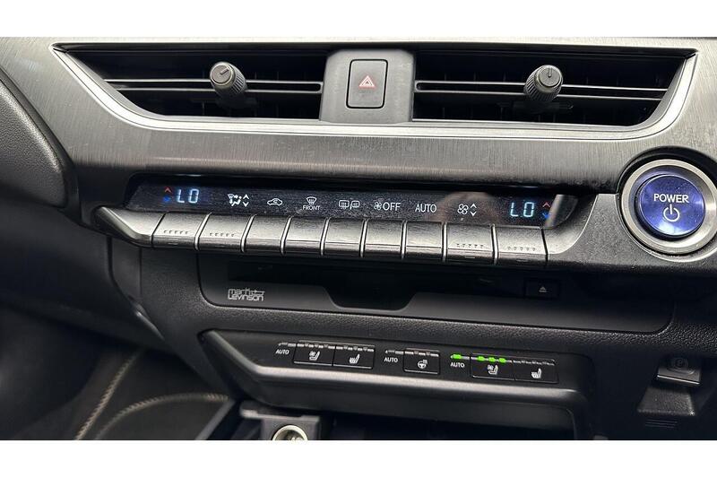 Used Lexus UX 2019 for sale - 76784533: Photo 60