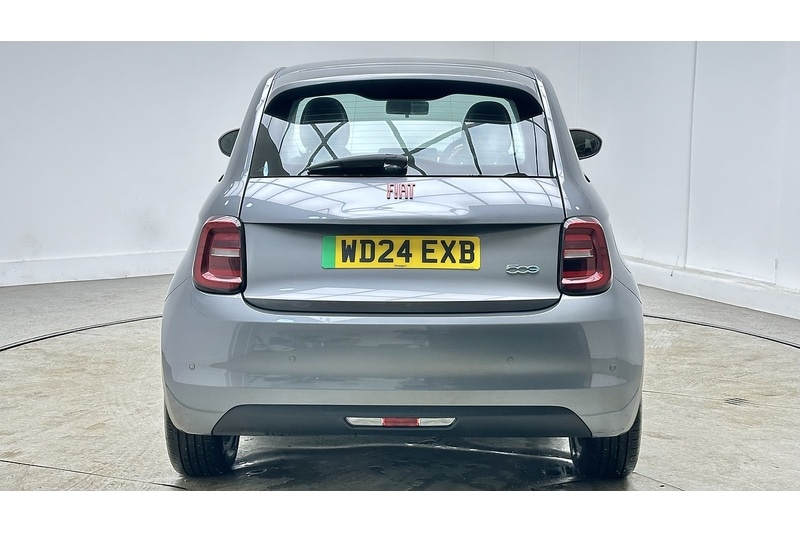 Used Fiat 500e 2024 for sale - 77622085: Photo 10