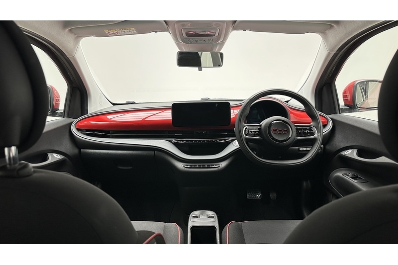 Used Fiat 500e 2024 for sale - 77622085: Photo 2