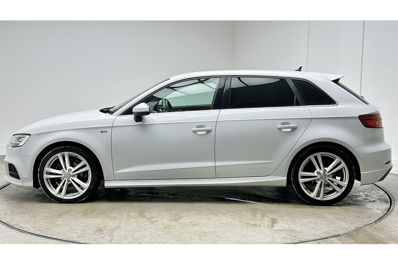 Used Audi A3 2018 for sale - 77114229: Photo 7