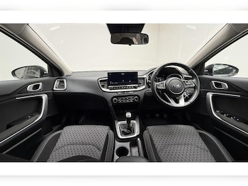 Used Kia Ceed 2021 for sale - 76784339: Photo