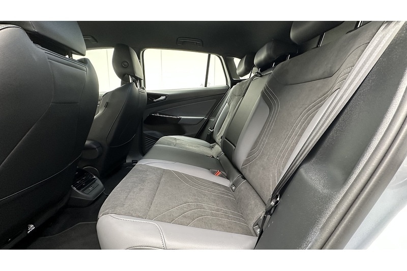 Used Volkswagen ID.4 2023 for sale - 78197505: Photo 23