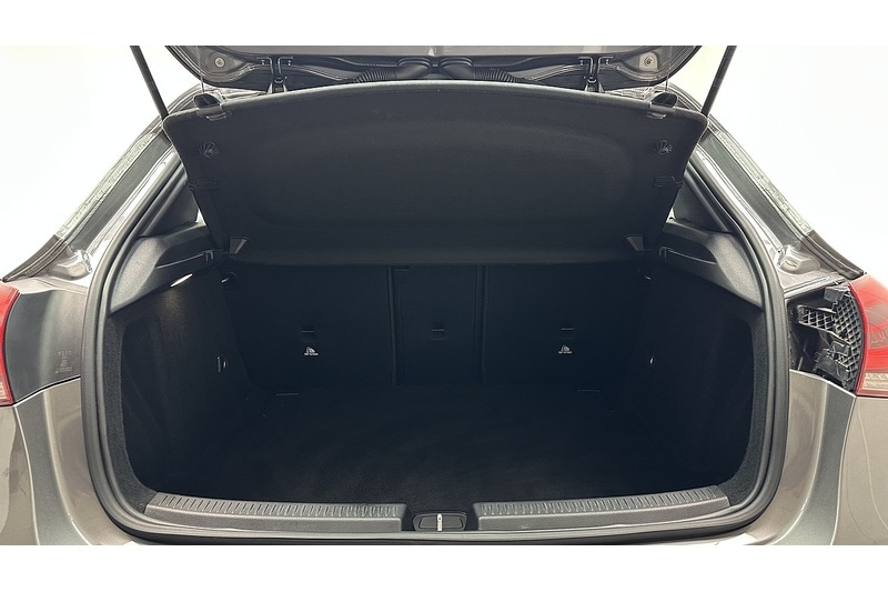 Used Mercedes-Benz A-Class 2018 for sale - 76784485: Photo 55