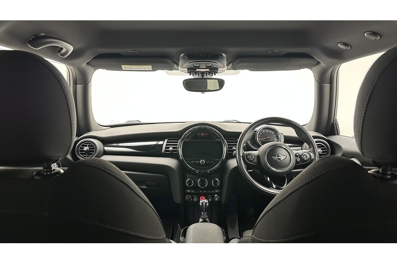 Used MINI Hatch 2018 for sale - 77968006: Photo 2
