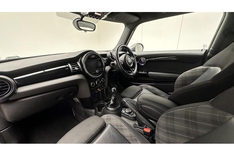 Used MINI Hatch 2018 for sale - 77968006: Photo 21