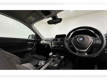Used BMW 2 Series 2017 for sale - 76784615: Photo
