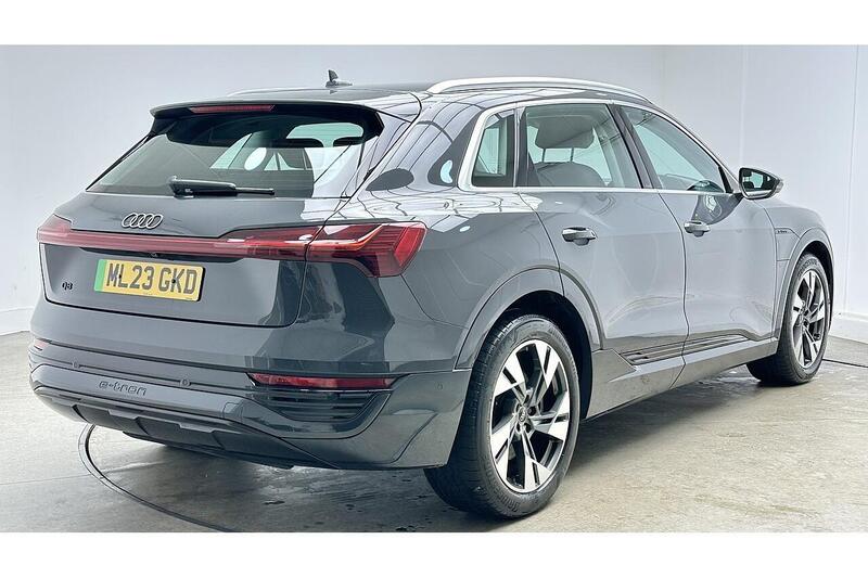 Used Audi Q8 2023 for sale - 76784537: Photo 10