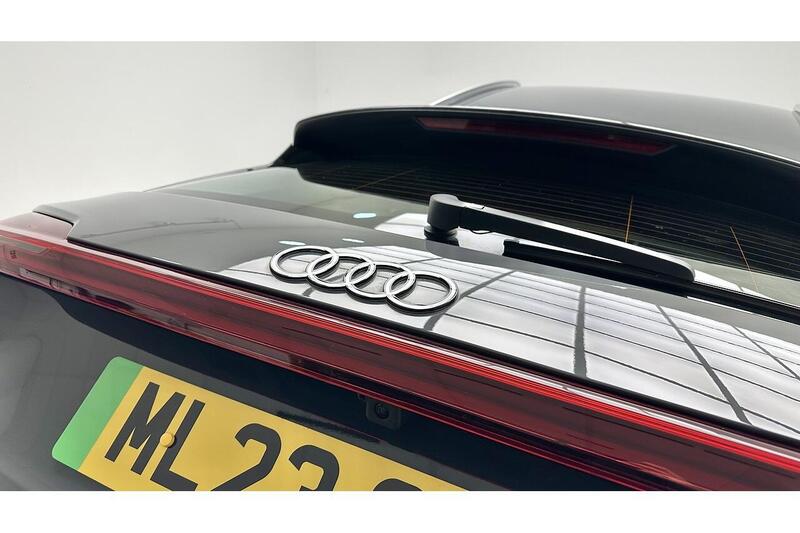 Used Audi Q8 2023 for sale - 76784537: Photo 14