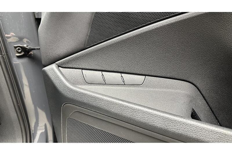 Used Audi Q8 2023 for sale - 76784537: Photo 33