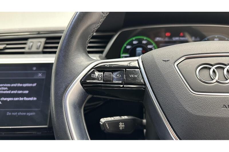 Used Audi Q8 2023 for sale - 76784537: Photo 41