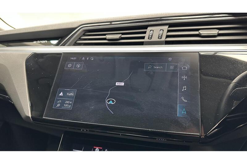 Used Audi Q8 2023 for sale - 76784537: Photo 49