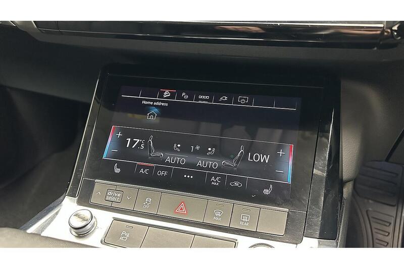 Used Audi Q8 2023 for sale - 76784537: Photo 53