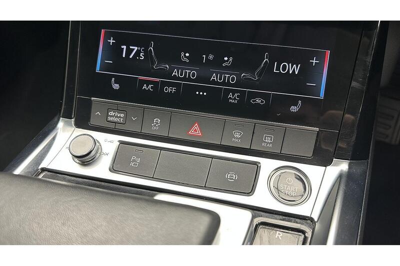 Used Audi Q8 2023 for sale - 76784537: Photo 54