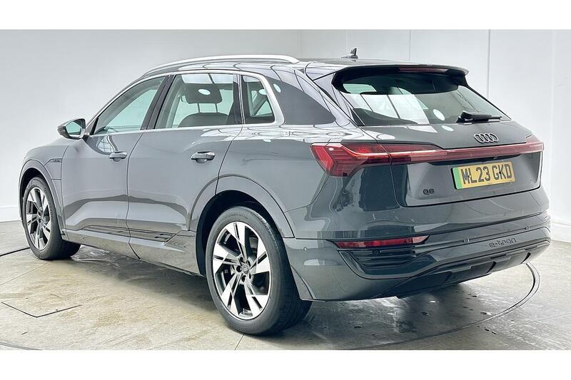 Used Audi Q8 2023 for sale - 76784537: Photo 7