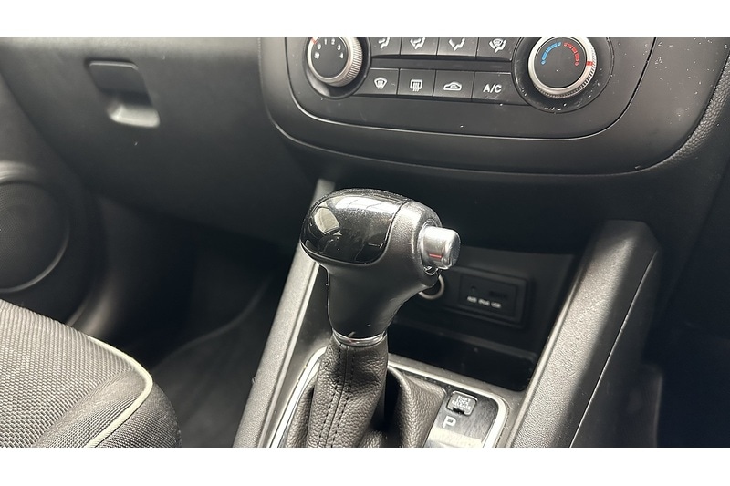 Used Kia Venga for sale - 77072838: Photo 38