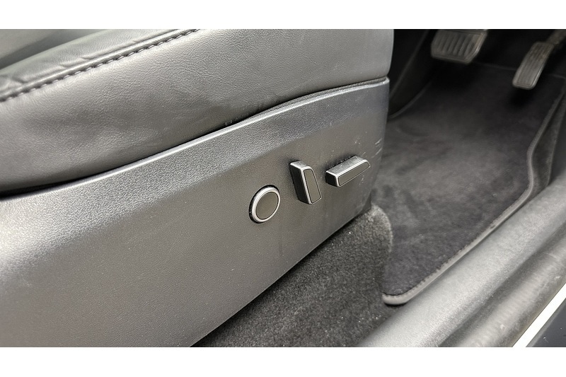 Used Tesla Model Y 2024 for sale - 77937351: Photo 37