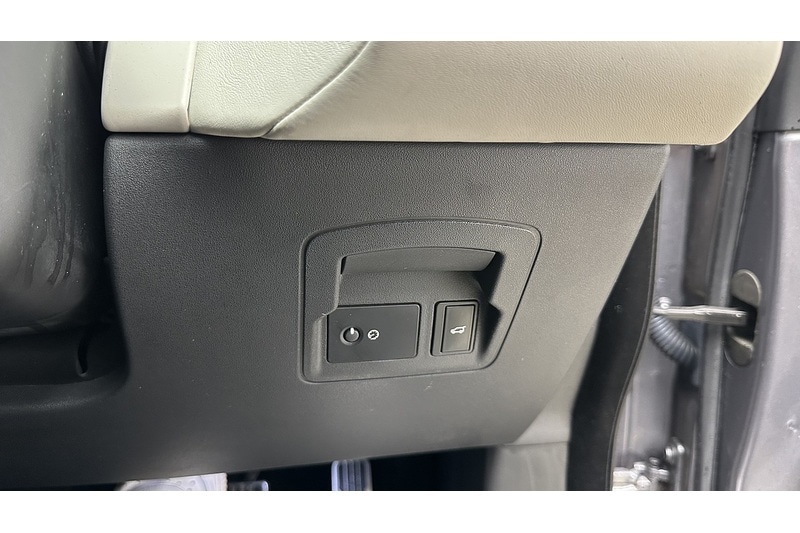 Used Land Rover Range Rover Velar for sale - 77821937: Photo 41