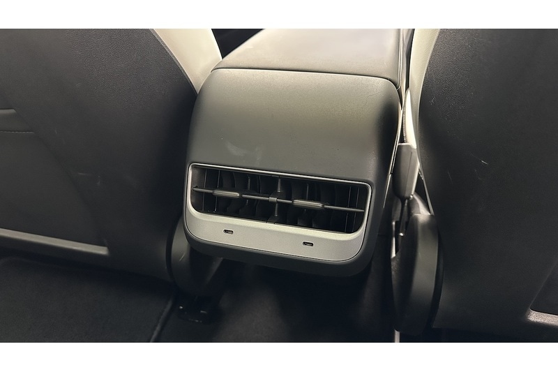 Used Tesla Model 3 2021 for sale - 76784342: Photo 32