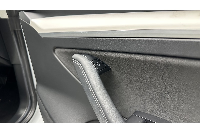 Used Tesla Model 3 2021 for sale - 76784342: Photo 39