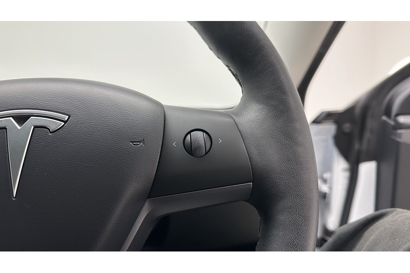 Used Tesla Model 3 2021 for sale - 76784342: Photo 44