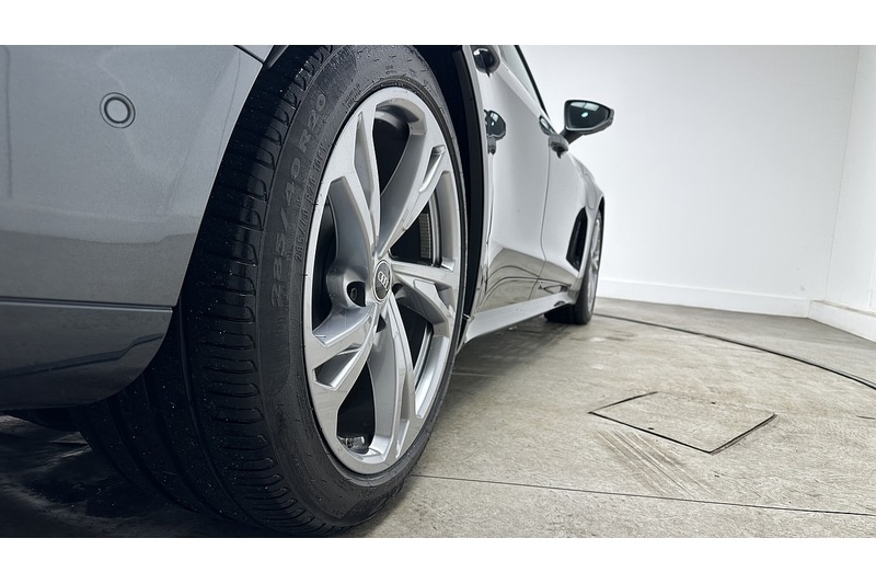 Used Audi e-tron GT 2022 for sale - 77379167: Photo 17