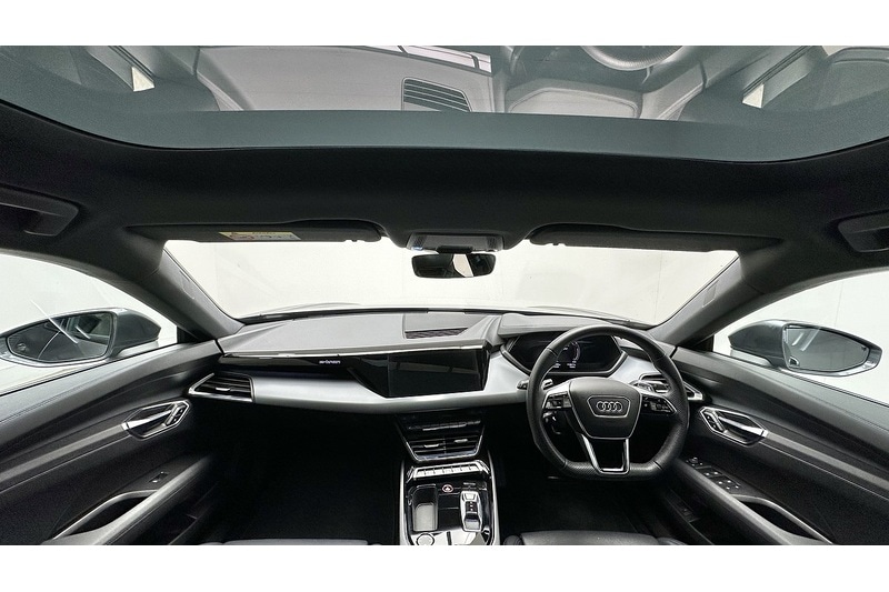 Used Audi e-tron GT 2022 for sale - 77379167: Photo 2