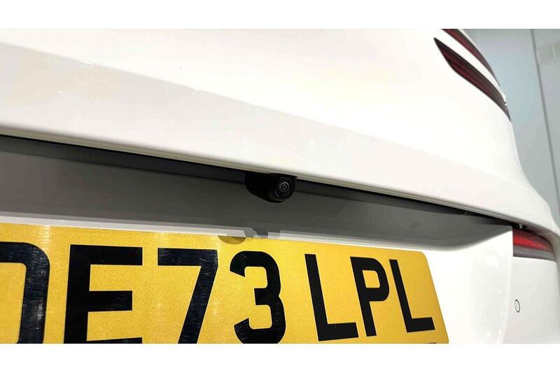 Used Genesis GV70 2023 for sale - 76784379: Photo 14