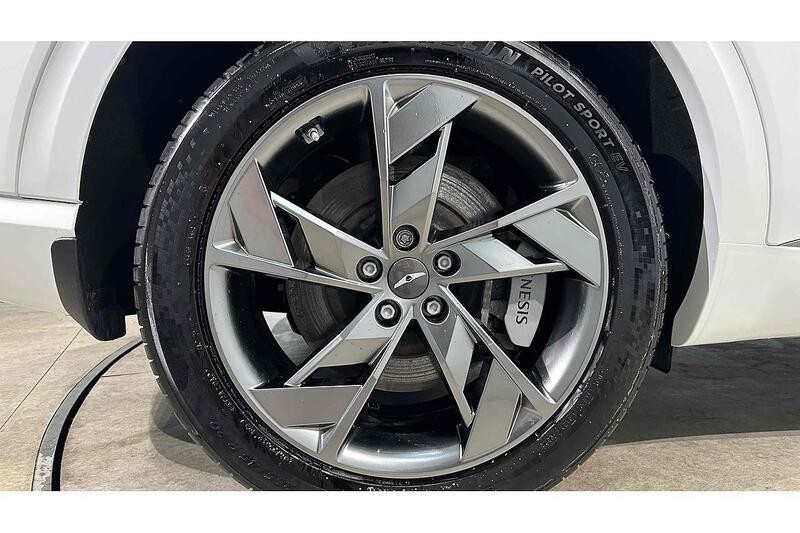 Used Genesis GV70 2023 for sale - 76784379: Photo 21