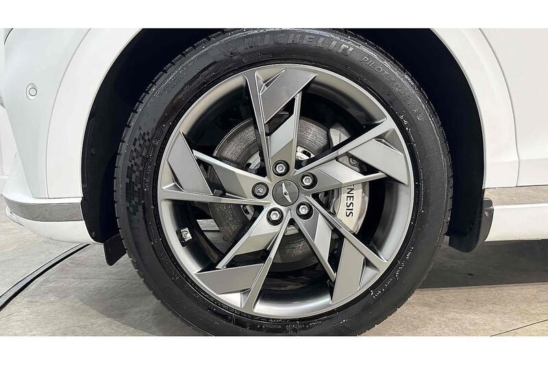 Used Genesis GV70 2023 for sale - 76784379: Photo 23