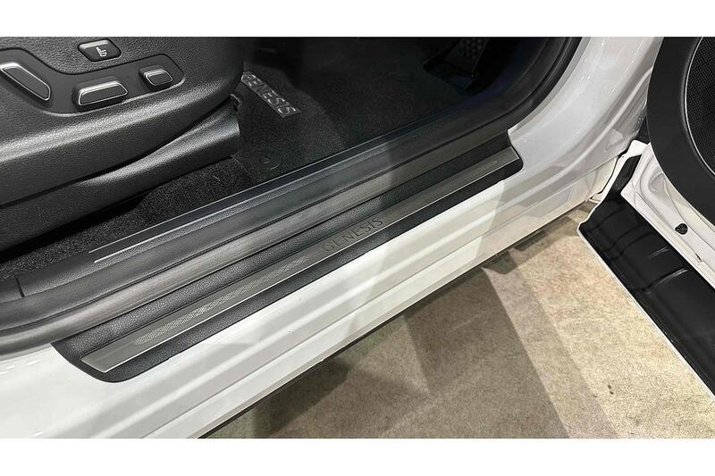 Used Genesis GV70 2023 for sale - 76784379: Photo 39