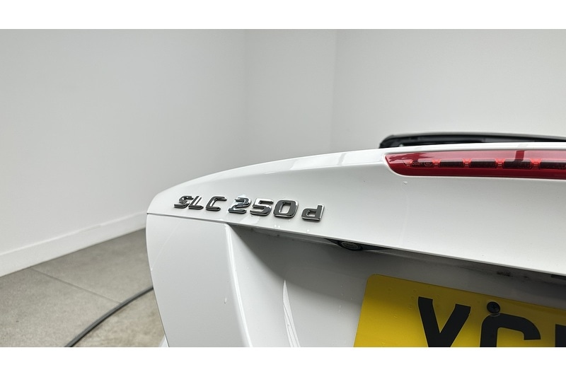 Used Mercedes-Benz SLC 2017 for sale - 77247304: Photo 23