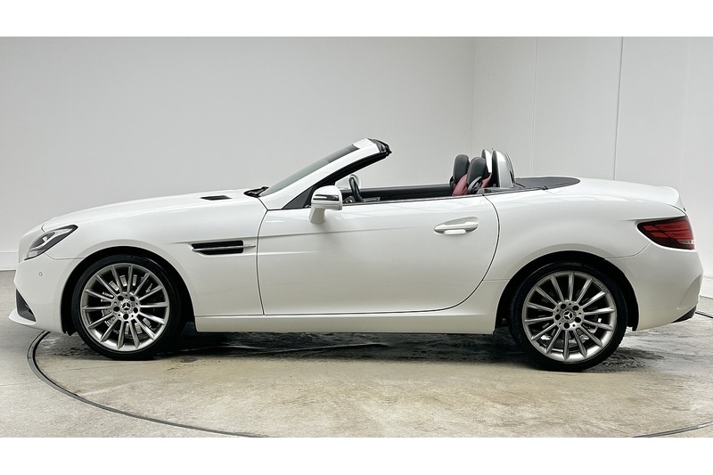 Used Mercedes-Benz SLC 2017 for sale - 77247304: Photo 8