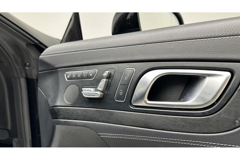 Used Mercedes-Benz SL 2017 for sale - 76784603: Photo 32