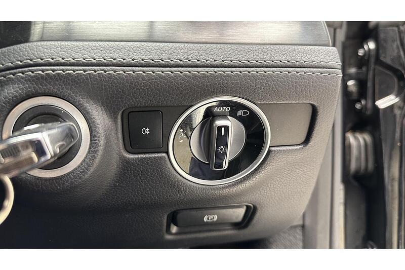 Used Mercedes-Benz SL 2017 for sale - 76784603: Photo 35