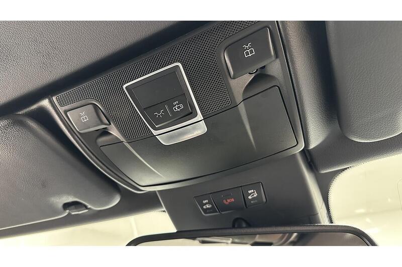 Used Mercedes-Benz SL 2017 for sale - 76784603: Photo 50