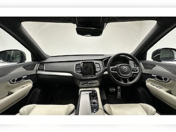 Used Volvo XC90 2021 for sale - 76784318: Photo